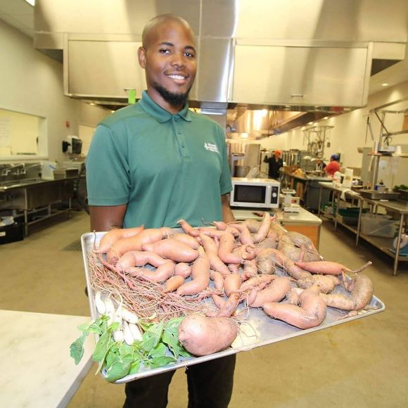 Meet your Posher, Geordan - Picture 1 of 1